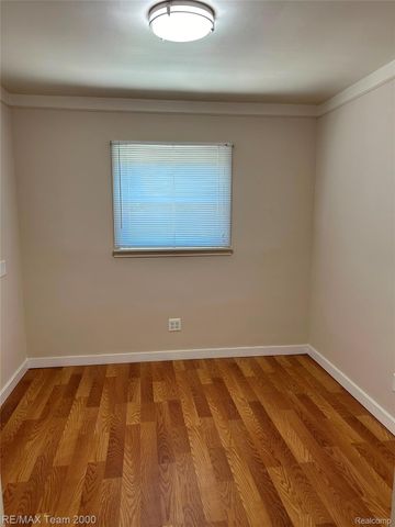 24820 CULVER Street, St. Clair Shores, MI 48080