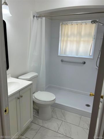 24820 CULVER Street, St. Clair Shores, MI 48080