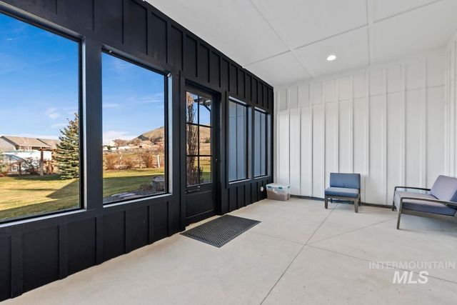 994 Walker Trail, Emmett, ID 83617