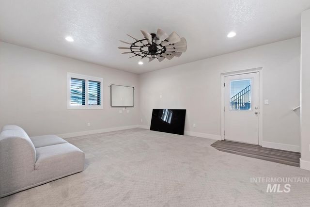 994 Walker Trail, Emmett, ID 83617