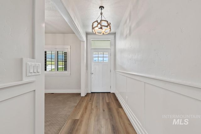 994 Walker Trail, Emmett, ID 83617