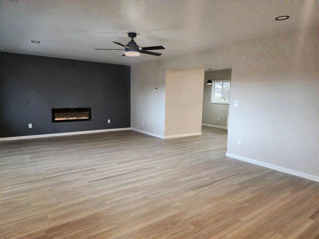 2601 W 57th Avenue, Merrillville, IN 46410