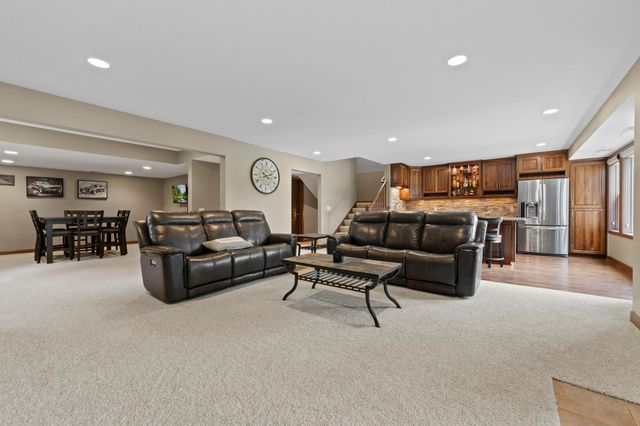3339 Sunray Court SW, Prior Lake, MN 55372