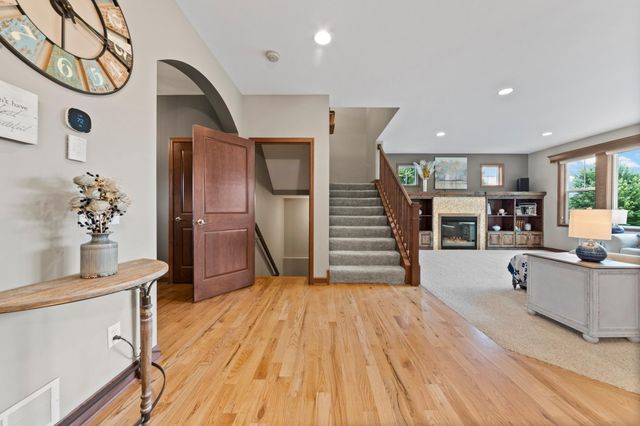 3339 Sunray Court SW, Prior Lake, MN 55372