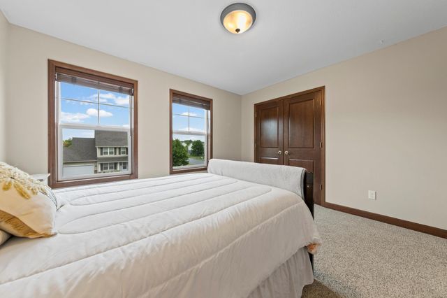 3339 Sunray Court SW, Prior Lake, MN 55372