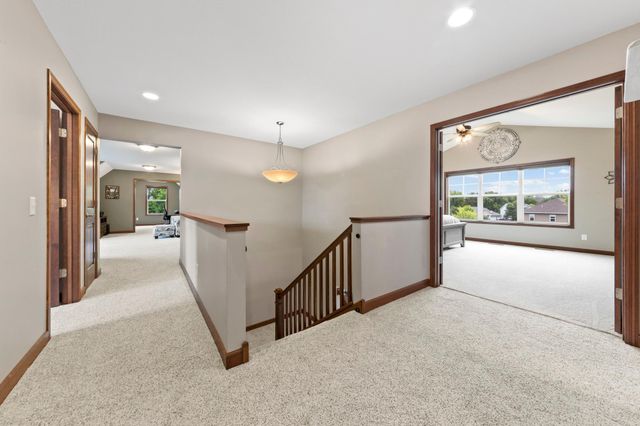3339 Sunray Court SW, Prior Lake, MN 55372