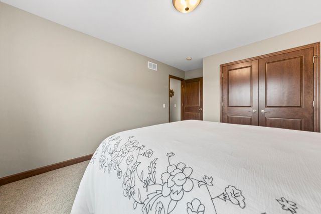 3339 Sunray Court SW, Prior Lake, MN 55372
