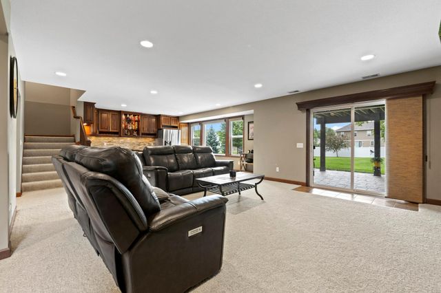 3339 Sunray Court SW, Prior Lake, MN 55372