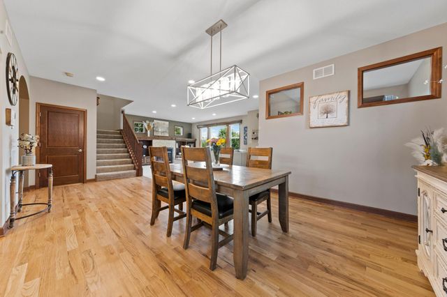 3339 Sunray Court SW, Prior Lake, MN 55372