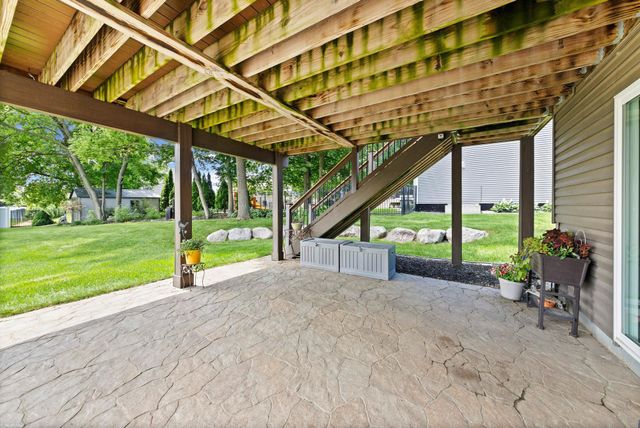 3339 Sunray Court SW, Prior Lake, MN 55372