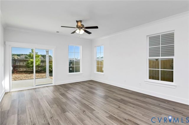 10243 Szalay Ln, Ashland, VA 23005