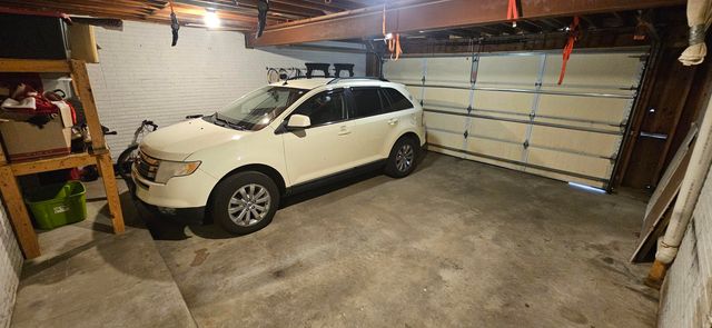 4222 Kris Line Drive, Waterloo, IA 50701