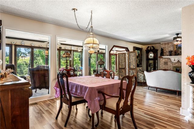 87 Rivercliff Road, Rogers, AR 72756