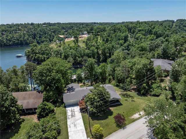 87 Rivercliff Road, Rogers, AR 72756