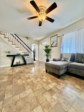 48 Leominster St, Westminster, MA 01473
