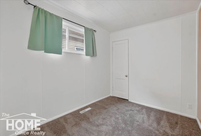 218 S Oak Street, Owosso, MI 48867