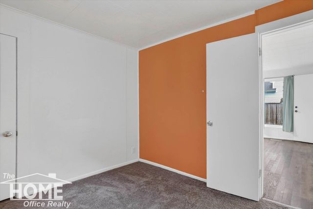 218 S Oak Street, Owosso, MI 48867