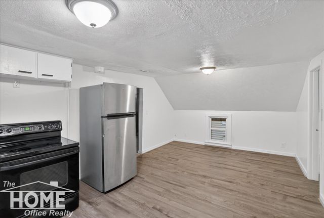 218 S Oak Street, Owosso, MI 48867