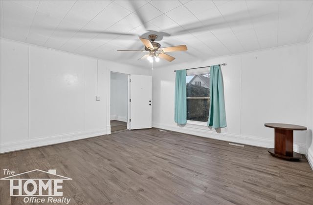 218 S Oak Street, Owosso, MI 48867