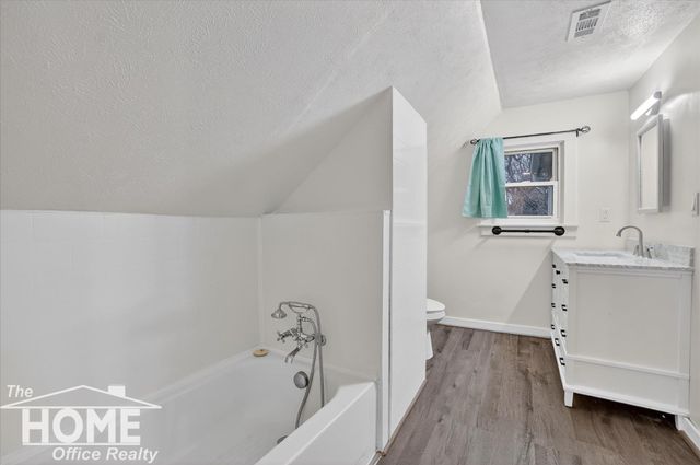 218 S Oak Street, Owosso, MI 48867