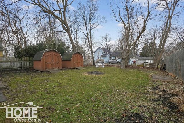 218 S Oak Street, Owosso, MI 48867