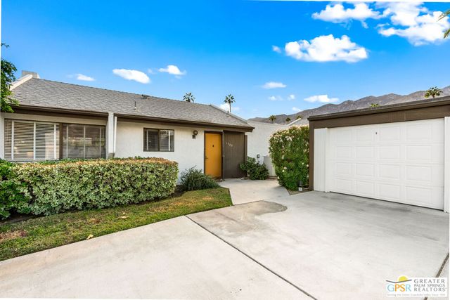 1732 Capri Circle, Palm Springs, CA 92264