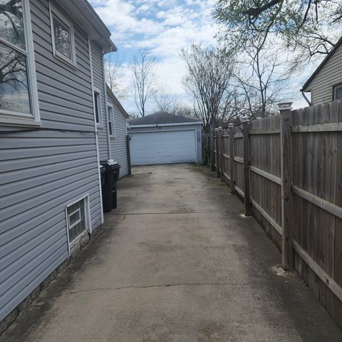 14951 Riverside Drive, South Holland, IL 60473