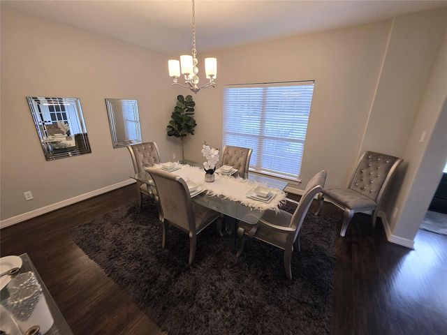 202 Lakeland Circle, Rosharon, TX 77583