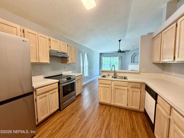 1976 HARBOR ISLAND Drive, Fleming Island, FL 32003