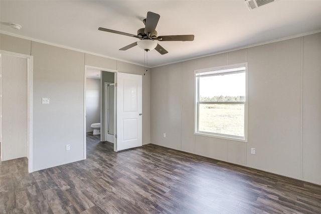 4417 County Road 423, Grandview, TX 76050