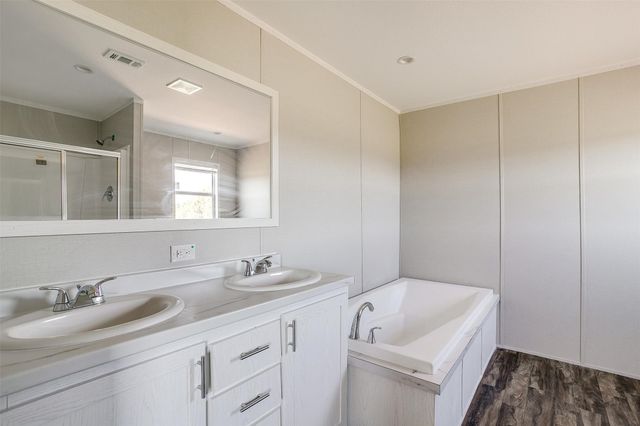 4417 County Road 423, Grandview, TX 76050
