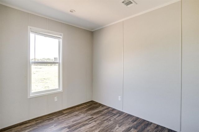 4417 County Road 423, Grandview, TX 76050