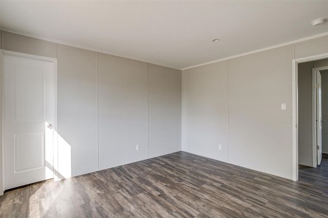 4417 County Road 423, Grandview, TX 76050