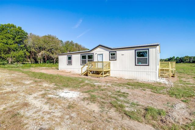 4417 County Road 423, Grandview, TX 76050