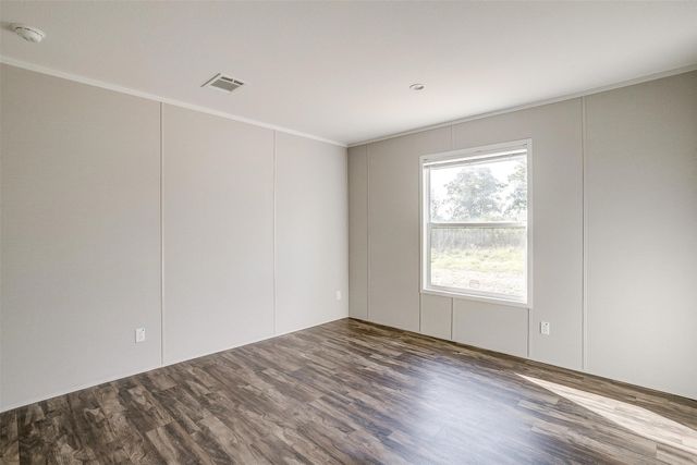 4417 County Road 423, Grandview, TX 76050