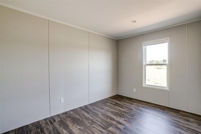 4417 County Road 423, Grandview, TX 76050