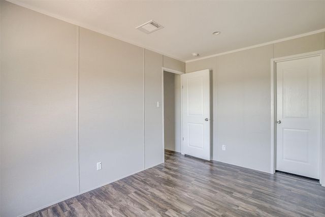 4417 County Road 423, Grandview, TX 76050