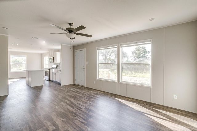 4417 County Road 423, Grandview, TX 76050