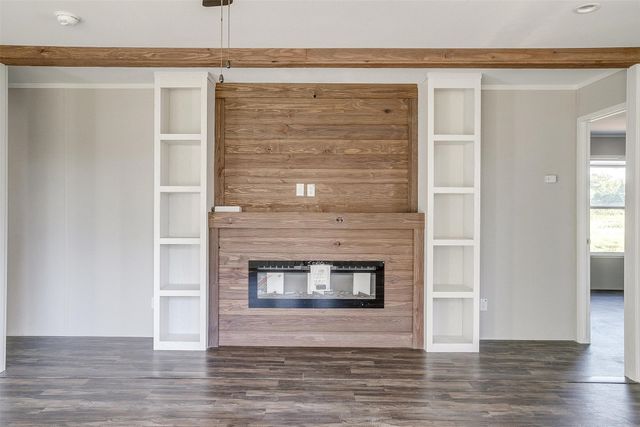 4417 County Road 423, Grandview, TX 76050