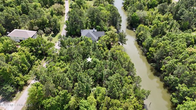 106 Stennis Street, Pass Christian, MS 39571