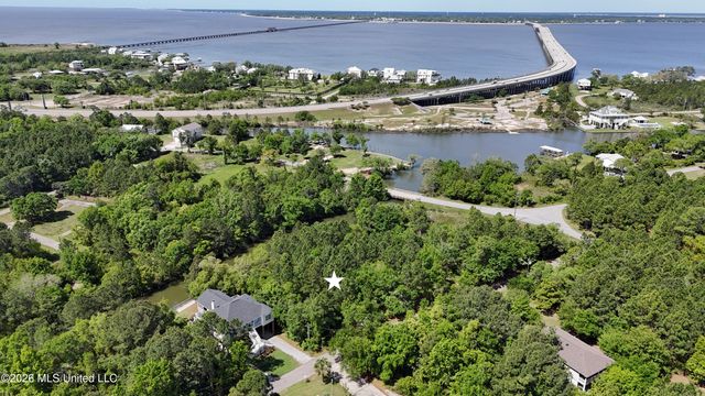 106 Stennis Street, Pass Christian, MS 39571