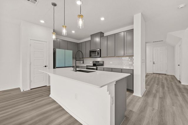 7715 Libretto LN, Austin, TX 78744