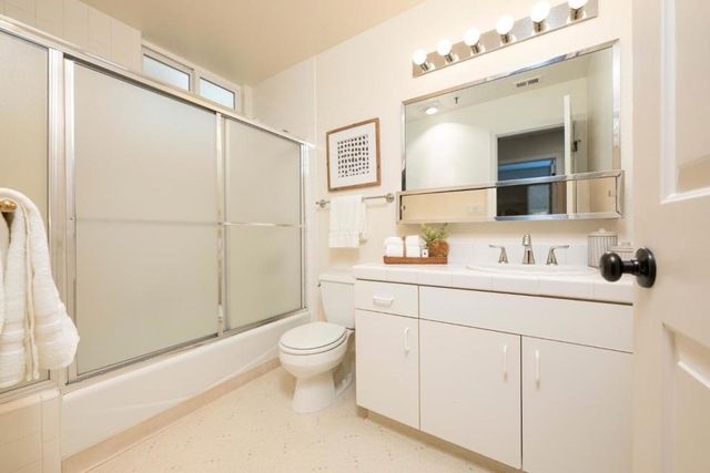 30 Lorton Avenue 302, Burlingame, CA 94010