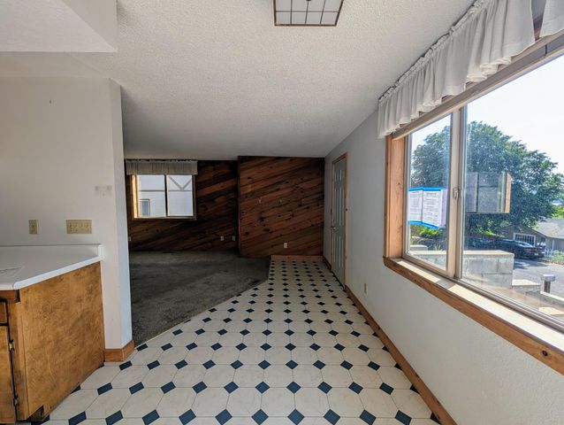 1981 Harriman Avenue, Klamath Falls, OR 97601