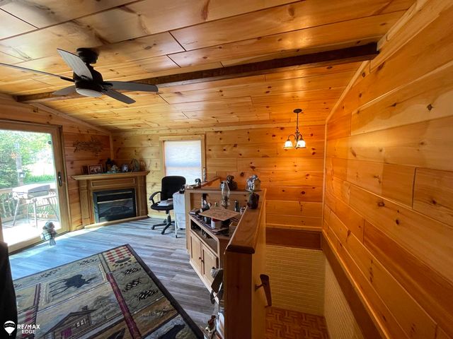 4573 Klam Road, Columbiaville, MI 48421