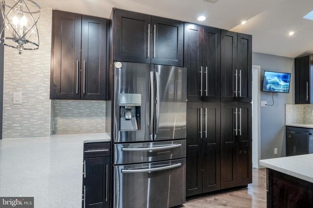 9502 HILSPACH ST, Philadelphia, PA 19115