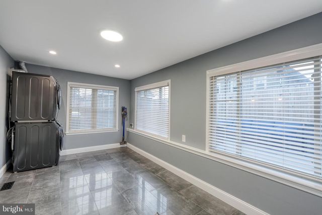 9502 HILSPACH ST, Philadelphia, PA 19115