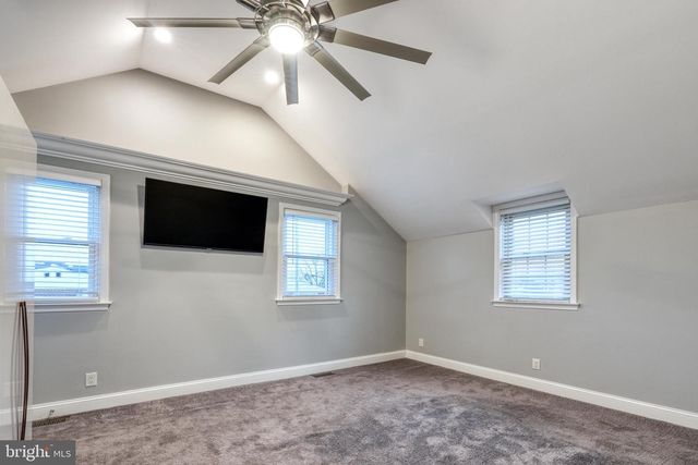 9502 HILSPACH ST, Philadelphia, PA 19115