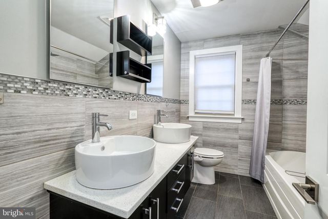 9502 HILSPACH ST, Philadelphia, PA 19115