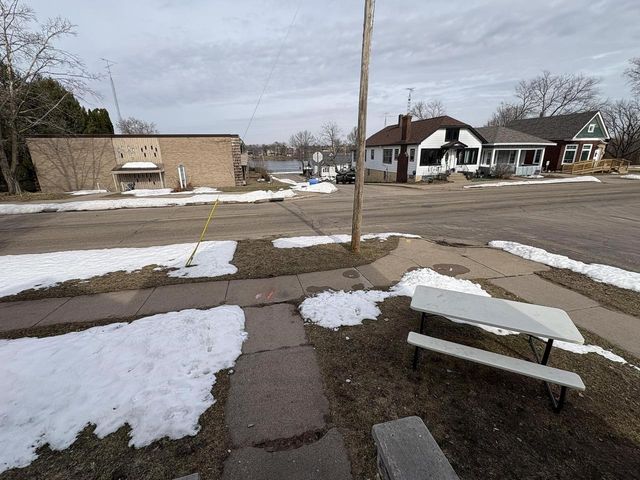 511 3RD STREET SOUTH, Wisconsin Rapids, WI 54494